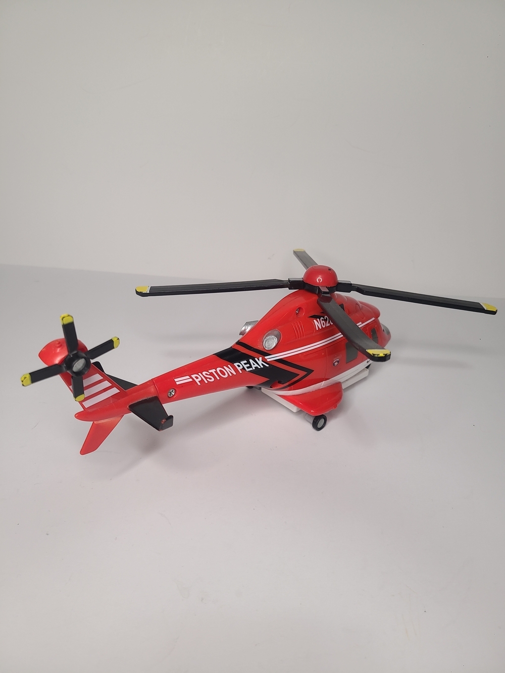 Disney's Planes Fire & Rescue Blade Ranger Talking Vehicle - Picture 3 of 14